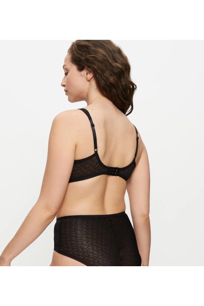 Triumph Signature Sheer W01 EX